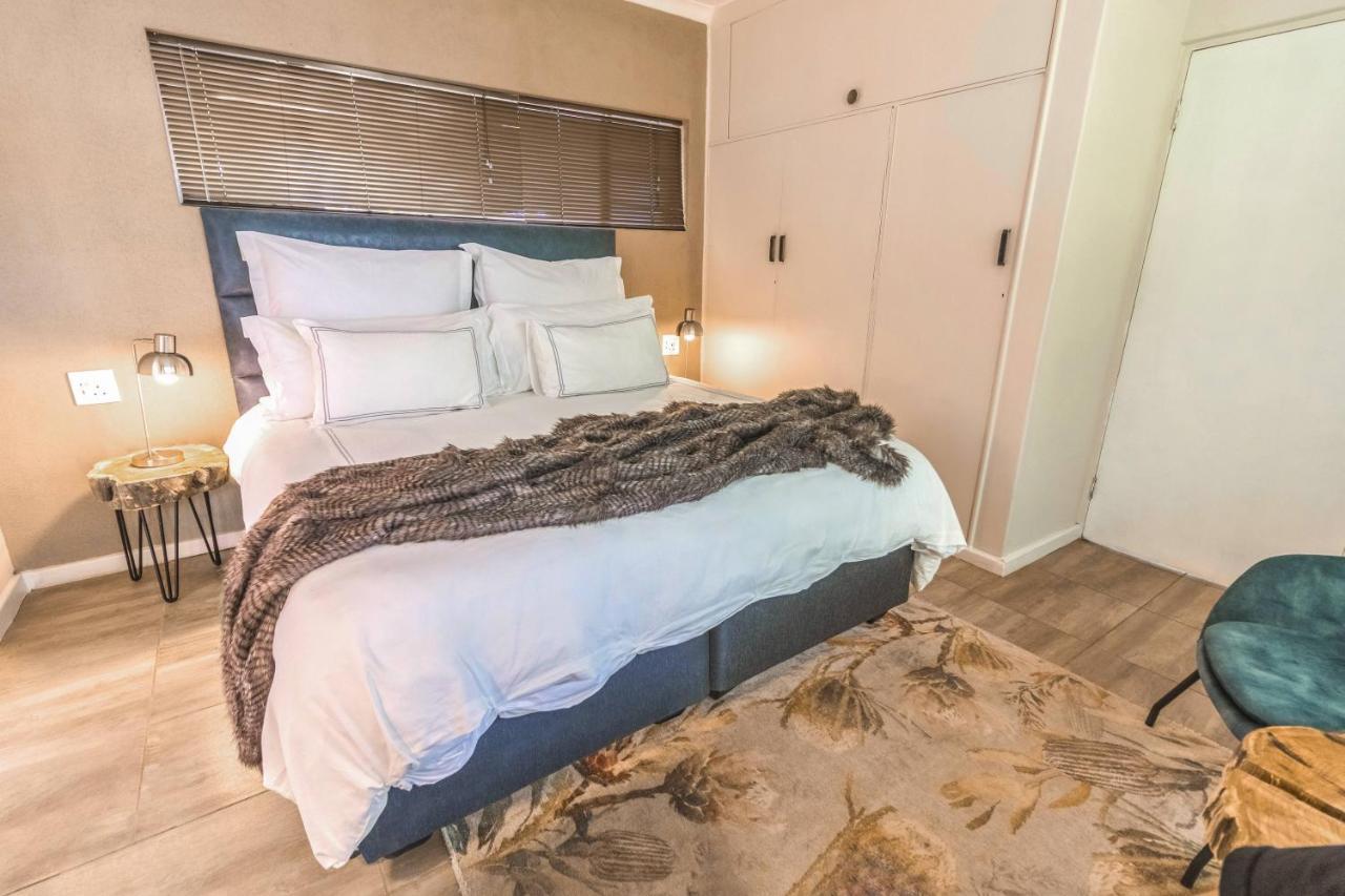 Val De Vine Hotell Stellenbosch Exteriör bild
