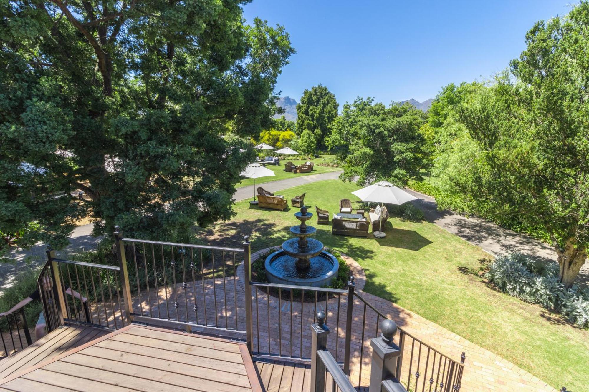 Val De Vine Hotell Stellenbosch Exteriör bild